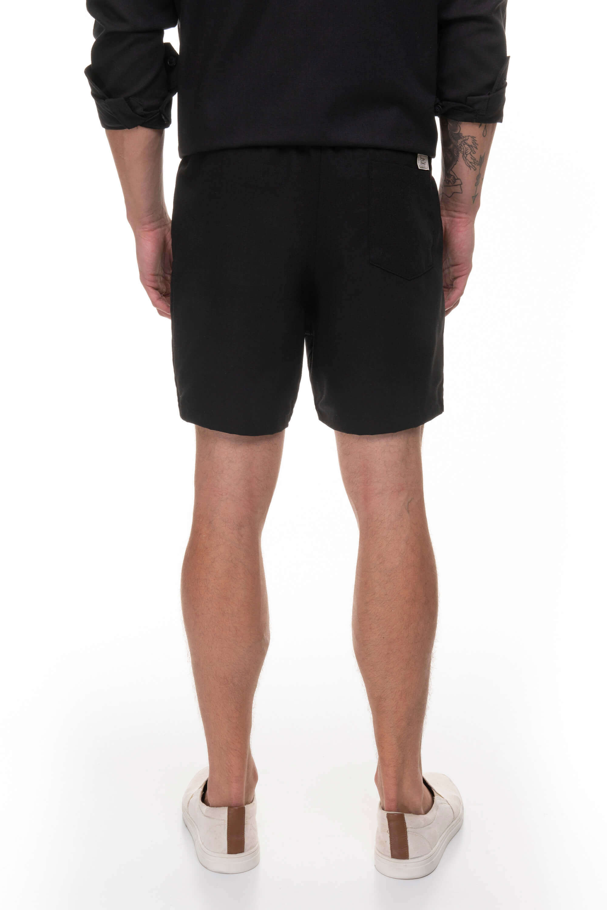 SHORT LINHO PRETO