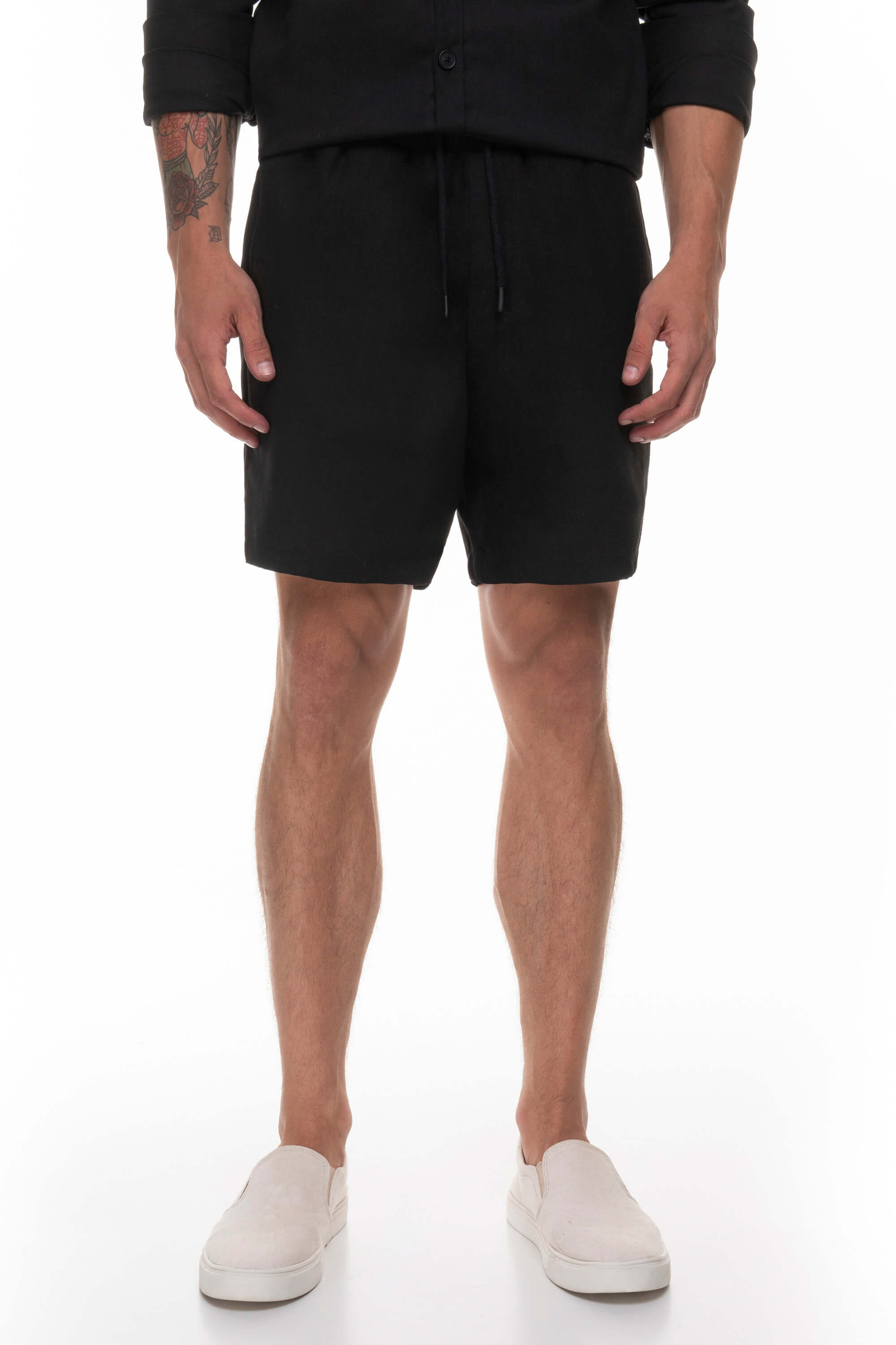 short-linho-linnus-preto-1286755407