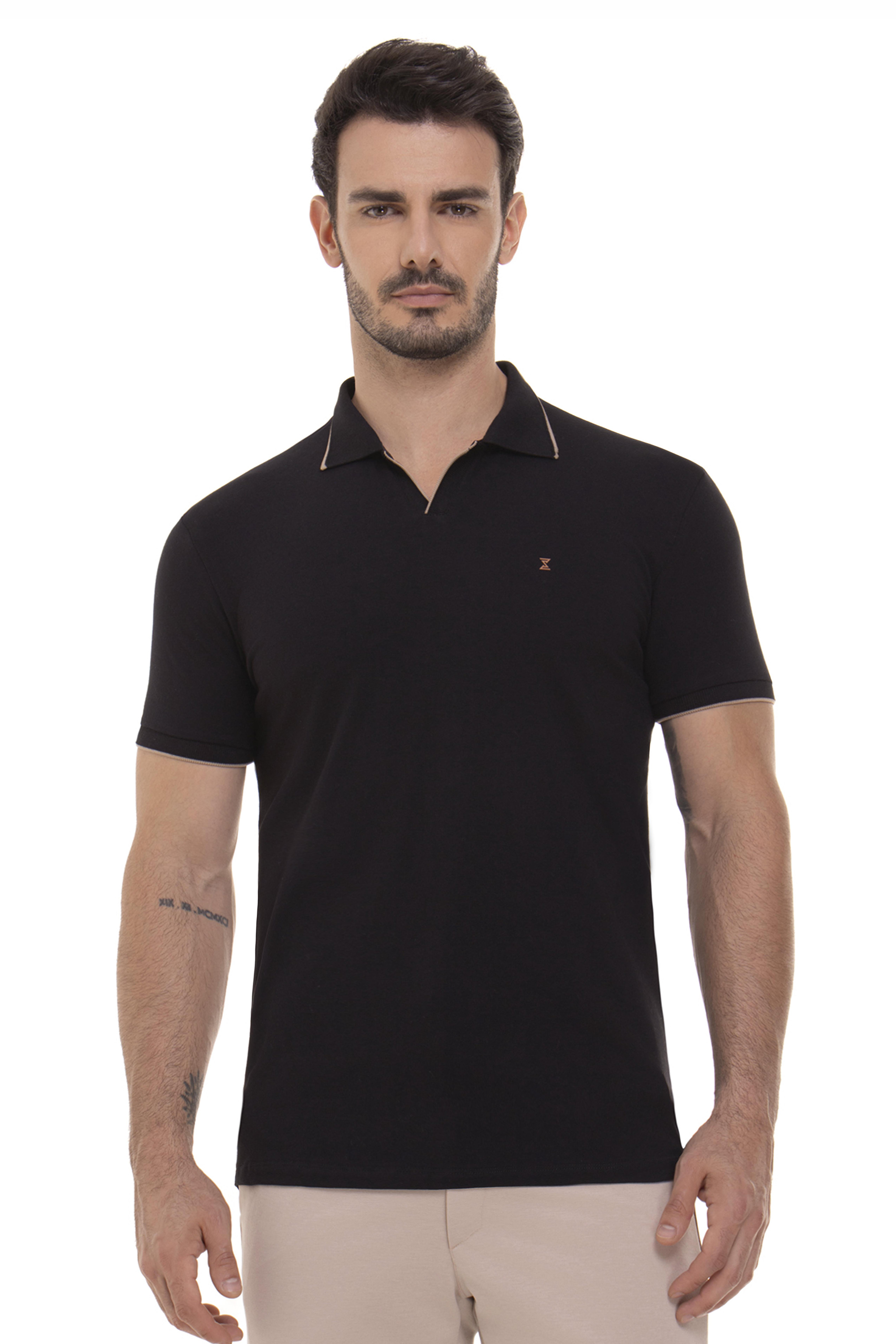 POLO GOLA EM V CONTRAPONTO